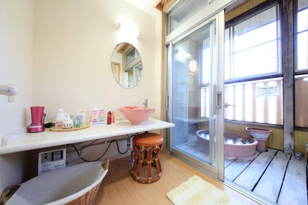 Kkr Hakone Miyanoshita Hotel Exterior foto