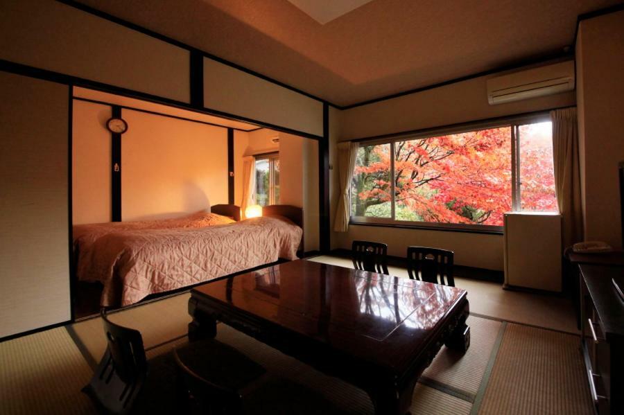 Kkr Hakone Miyanoshita Hotel Exterior foto